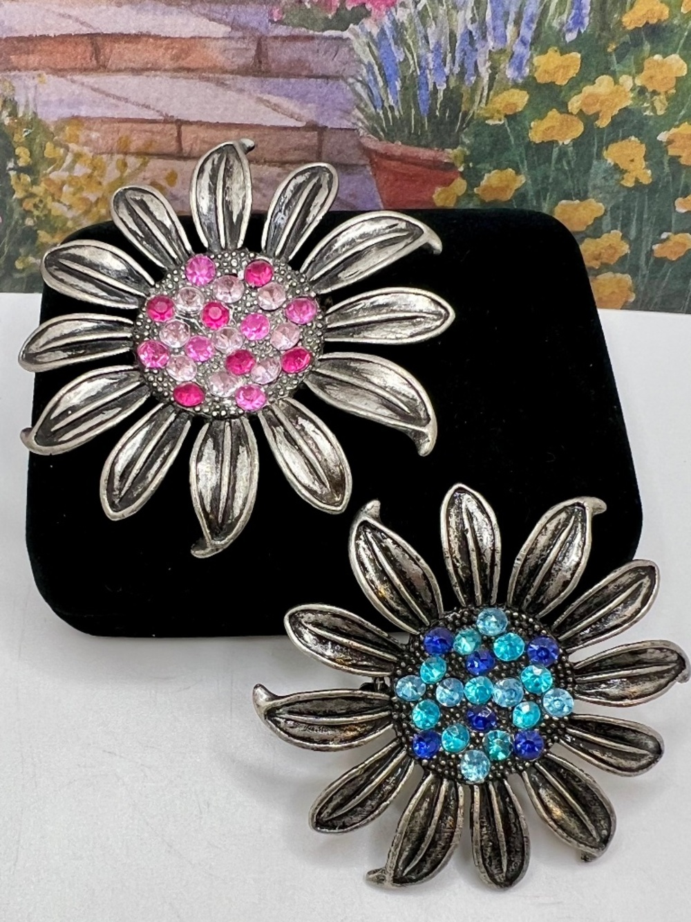 SALE 3/$20**Pewter Daisy Brooch Pair - Pink and Blue